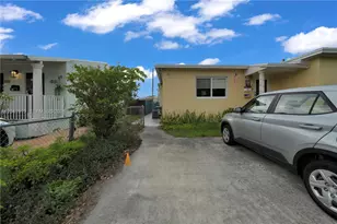 1701 NW 37th Ave, Miami, FL 33125 - Photo 14