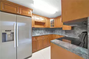 1701 NW 37th Ave, Miami, FL 33125 - Photo 2
