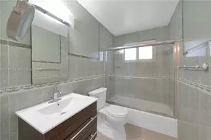 1701 NW 37th Ave, Miami, FL 33125 - Photo 10