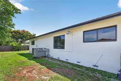 8430 SW 88th St, Miami, FL 33156 - Photo 54