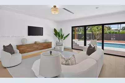 8430 SW 88th St, Miami, FL 33156 - Photo 10