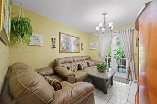 906 SW 8th Ave, Hallandale Beach, FL 33009 - Photo 8