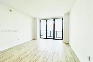 460 NE 28th St, Miami, FL 33137 - Photo 10