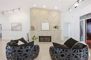 16170 Saddle Ln, Weston, FL 33326 - Photo 14