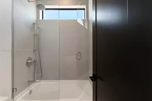 227 NW 39th St, Miami, FL 33127 - Photo 26
