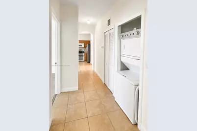1656 SE 29th Ct #105, Homestead, FL 33035 - Photo 10