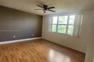 1080 99th St, Bay Harbor Islands, FL 33154 - Photo 16