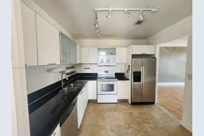 1080 99th St #221, Bay Harbor Islands, FL 33154 - Photo 24