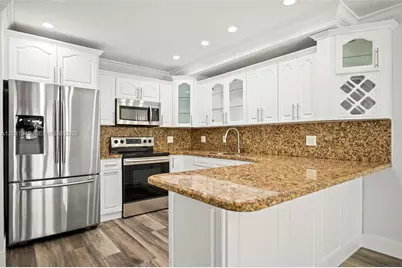 6832 W 2nd Ct, Hialeah, FL 33014 - Photo 10