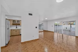 7055 W 3rd Ct, Hialeah, FL 33014 - Photo 8
