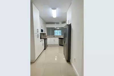 10750 NW 66th St #214, Doral, FL 33178 - Photo 4