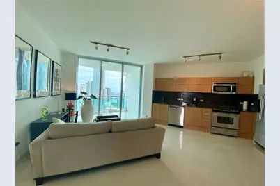 350 S Miami Ave #3813, Miami, FL 33130 - Photo 6