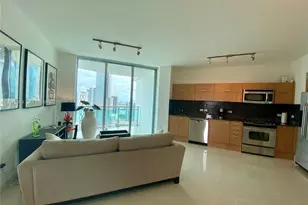 350 S Miami Ave, Miami, FL 33130 - Photo 6