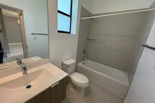 7809 NW 104th Ave, Doral, FL 33178 - Photo 10