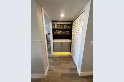 17 Royal Palm Way #302, Boca Raton, FL 33432 - Photo 24