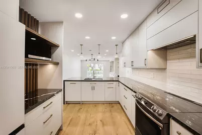 100 Edgewater Dr #142, Coral Gables, FL 33133 - Photo 6