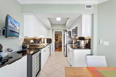 21205 Yacht Club Dr #3003, Aventura, FL 33180 - Photo 16