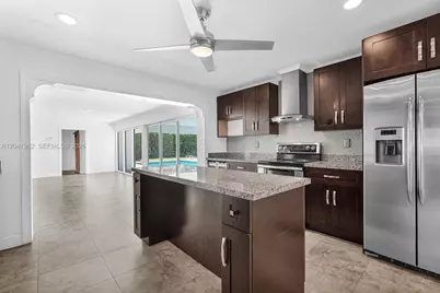 7700 SW 139th Ter, Palmetto Bay, FL 33158 - Photo 6
