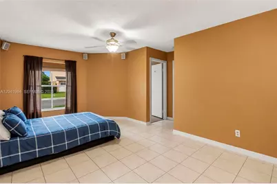 220 NW 207th Way, Pembroke Pines, FL 33029 - Photo 20