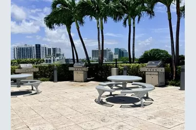601 NE 36th St #803, Miami, FL 33137 - Photo 32