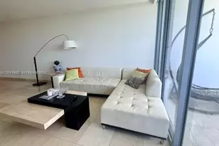 601 NE 36th St, Miami, FL 33137 - Photo 12