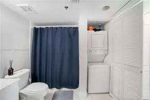 1200 Brickell Bay Dr, Miami, FL 33131 - Photo 20