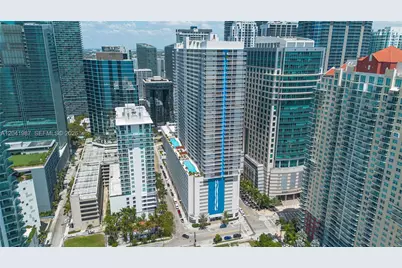 1200 Brickell Bay Dr #4121, Miami, FL 33131 - Photo 6