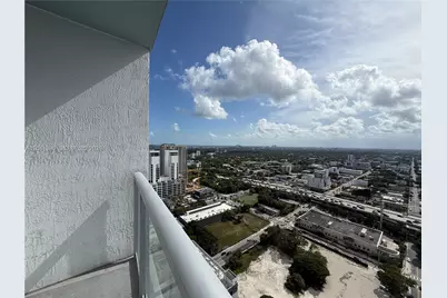 185 SW 7th St #3200, Miami, FL 33130 - Photo 12