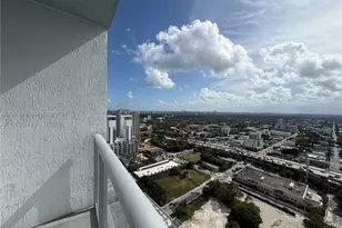 185 SW 7th St, Miami, FL 33130 - Photo 12