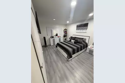 9520 SW 8th St #121, Miami, FL 33174 - Photo 16
