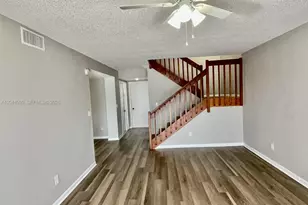 11894 SW 12th Pl, Davie, FL 33325 - Photo 22