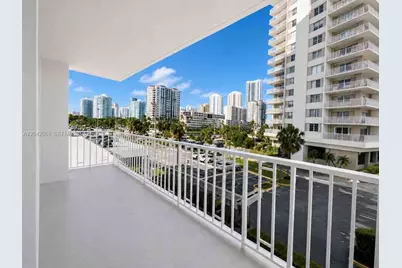 500 Bayview Dr #232, Sunny Isles Beach, FL 33160 - Photo 6