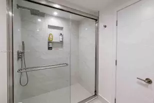 500 Bayview Dr, Sunny Isles Beach, FL 33160 - Photo 26
