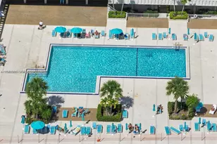 500 Bayview Dr, Sunny Isles Beach, FL 33160 - Photo 20