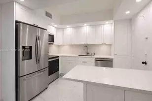 500 Bayview Dr, Sunny Isles Beach, FL 33160 - Photo 2