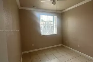 1656 SE 29th Ct, Homestead, FL 33035 - Photo 4