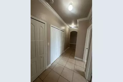 1656 SE 29th Ct #201, Homestead, FL 33035 - Photo 10