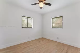 6161 NE 7th Ave, Oakland Park, FL 33334 - Photo 16