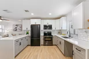6161 NE 7th Ave, Oakland Park, FL 33334 - Photo 10