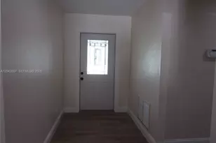11130 NW 38th St, Coral Springs, FL 33065 - Photo 6