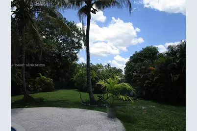 11130 NW 38th St, Coral Springs, FL 33065 - Photo 32