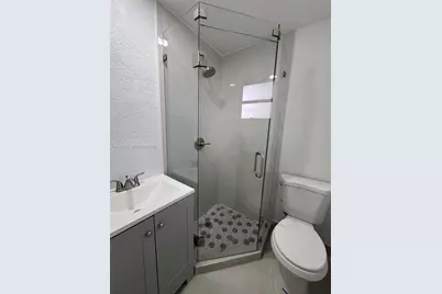 664 Colson Dr, Key Colony, FL 33037 - Photo 14