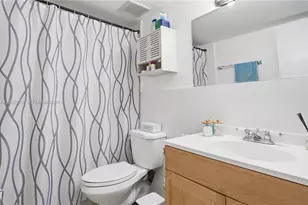 10327 NW 9th St Cir, Miami, FL 33172 - Photo 22