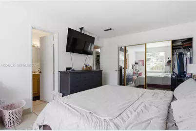 10327 NW 9th St Cir #1-7, Miami, FL 33172 - Photo 14