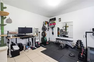 10327 NW 9th St Cir, Miami, FL 33172 - Photo 16