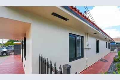 509 NW 57th Ct, Miami, FL 33126 - Photo 28