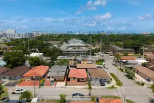 509 NW 57th Ct, Miami, FL 33126 - Photo 2