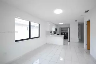509 NW 57th Ct, Miami, FL 33126 - Photo 22