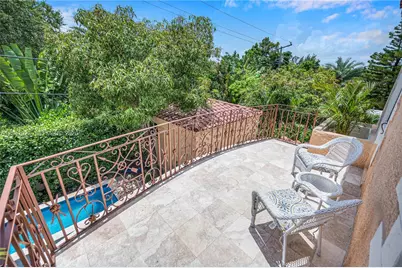 30 NE 44th St, Miami, FL 33137 - Photo 52