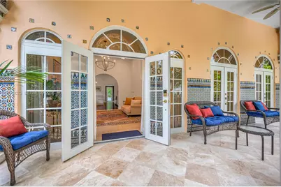 30 NE 44th St, Miami, FL 33137 - Photo 8